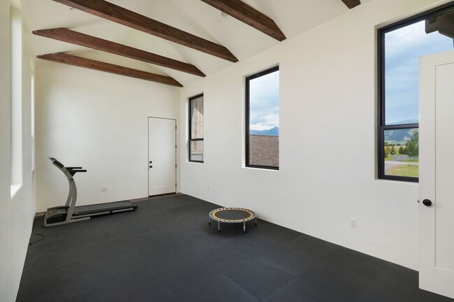 Building Photo - One of a Kind Custom Built Home for Rent in Gallatin Valley!