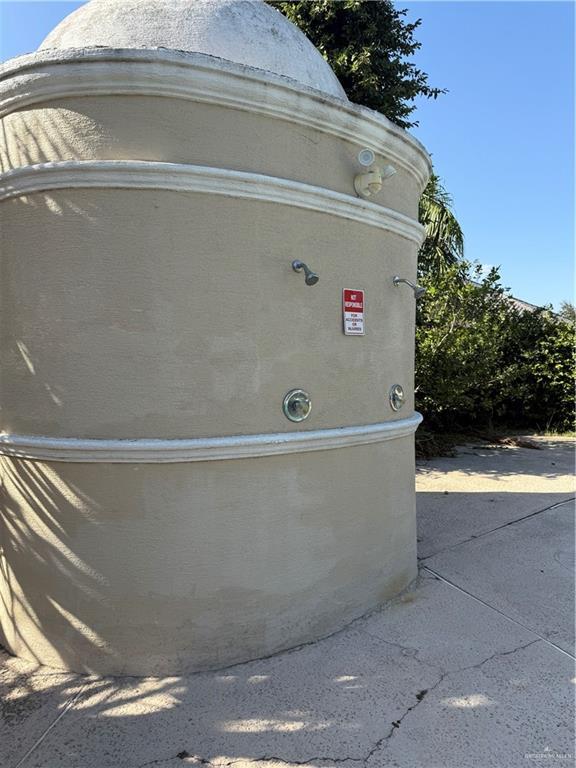 Building Photo - 16 El Jardin St