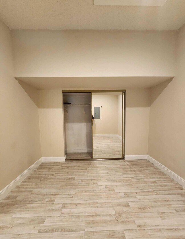 Building Photo - 7705 Forest Green Ln
