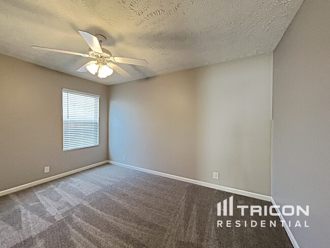 Building Photo - 5018 Nina Marie Ave