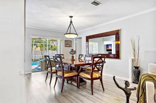 Building Photo - 4350 51st Ave S