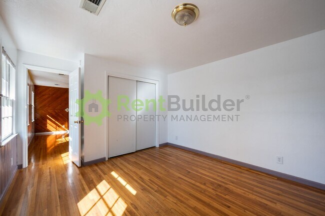 Building Photo - CALL US TODAY AT (505) 808-6467 TO SCHEDULE A CONVENIENT SHOWING