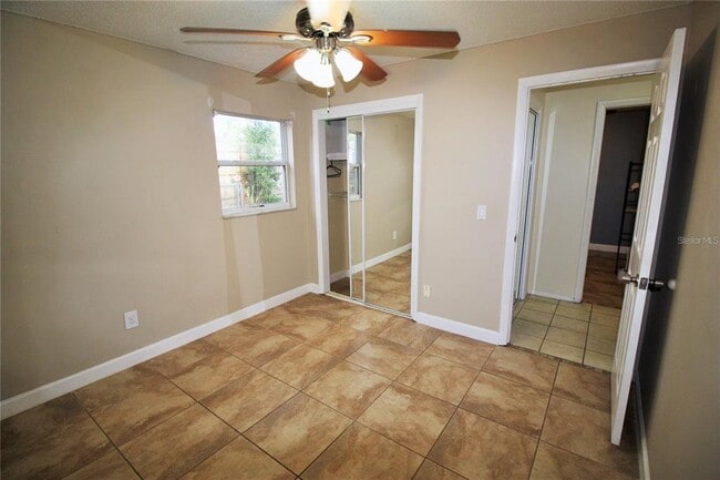 Building Photo - 610 Wilshire Dr