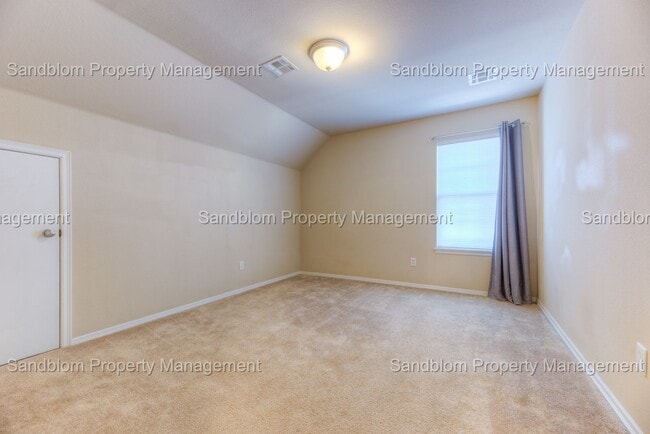 Building Photo - FOR LEASE | Jenks | $2500 Rent | 5 Bed, 3 ...