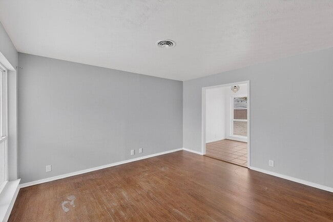 Building Photo - 1824 Cordell St