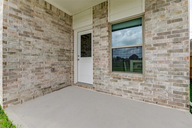 Building Photo - 6607 Arabella Lakes Dr