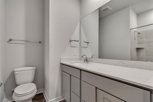 Building Photo - 212 Bendecido Loop