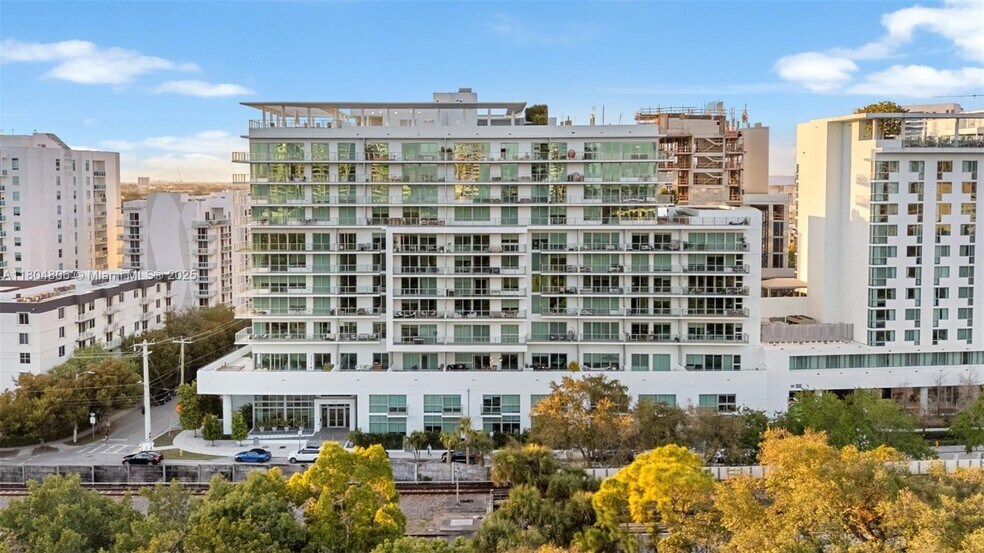 Primary Photo - 1600 SW 1st Ave