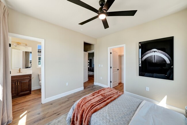 Building Photo - 137 N Un St