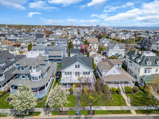 Building Photo - 112 Sylvania Ave