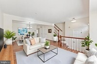 Building Photo - 127 College Station Dr