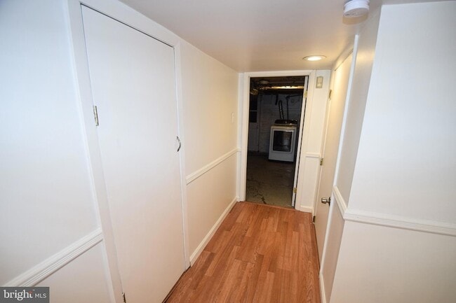 Building Photo - 3606 Hudson St