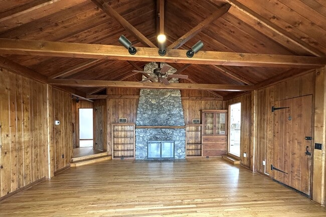 Building Photo - Amazing custom log home with breathtaking ...