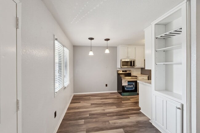 Building Photo - Charming 2BR Condo in Waco