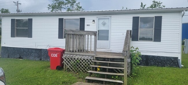 Primary Photo - 3 Bedroom, 2 Bath Double Wide in Rockwell ...