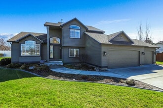 Building Photo - 18624 E 8th Ave