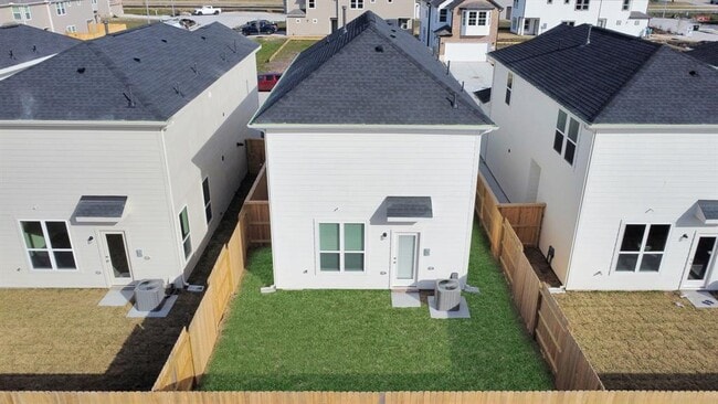 Building Photo - 1534 Revolution Way