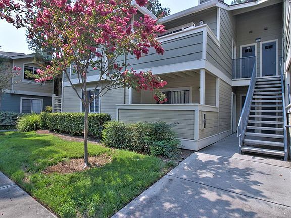 Primary Photo - 2750 Somerset Park Cir