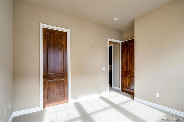 Building Photo - 10124 Inverness Main St