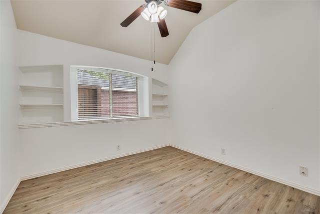 Building Photo - 6556 Fairview Dr