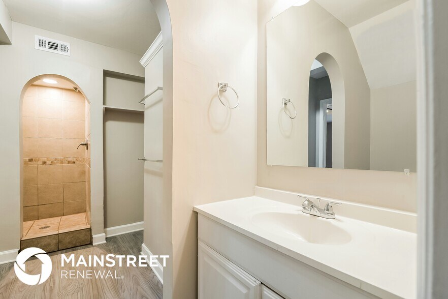 Building Photo - 6830 Cherry Log Pl