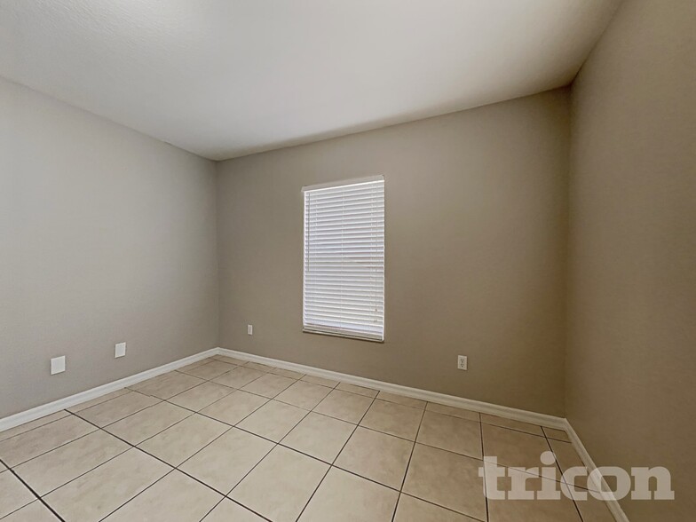 Building Photo - 13210 Maple St