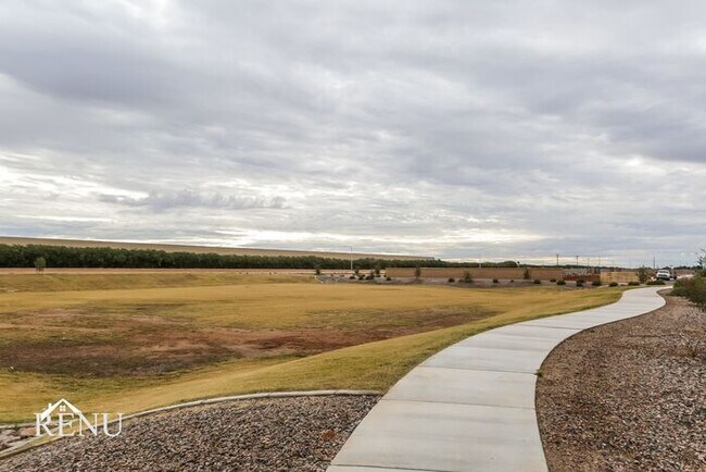 Building Photo - 18378 Los Gabrieles Wy