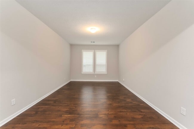 Building Photo - 5914 River Timber Trl