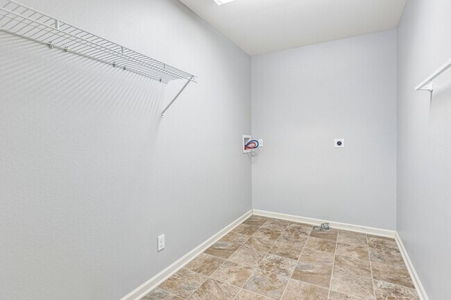 Building Photo - 15915 Filmore Cir