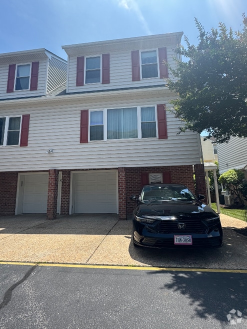 Building Photo - 8550 Tidewater Dr