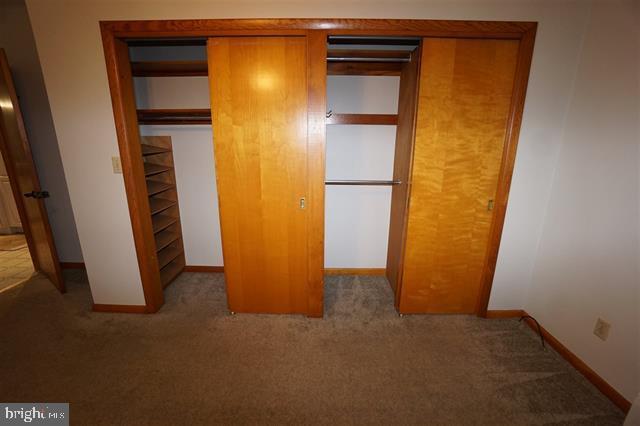 Building Photo - 135 Knoll Dr