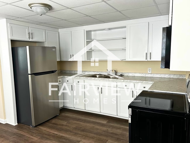 Building Photo - 150 Loch Ln