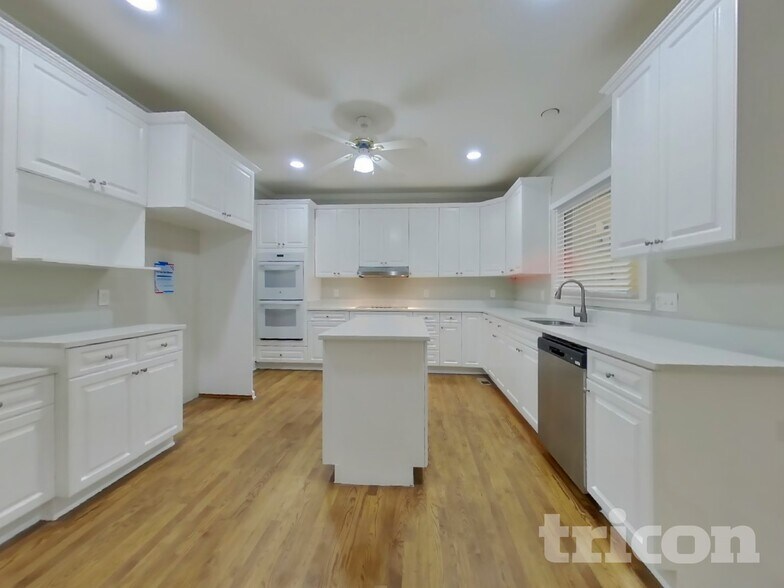 Building Photo - 1795 Millside Terrace