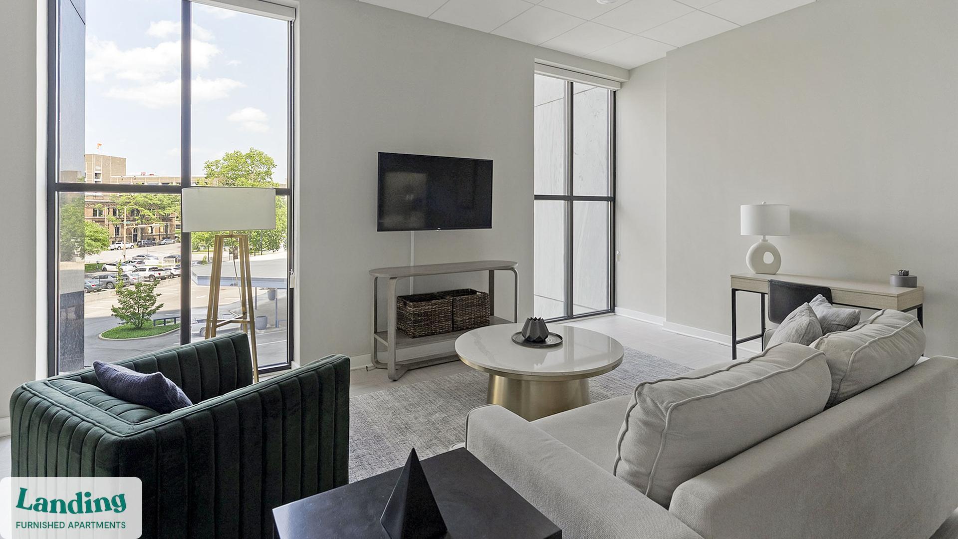 Building Photo - 600 19th St N