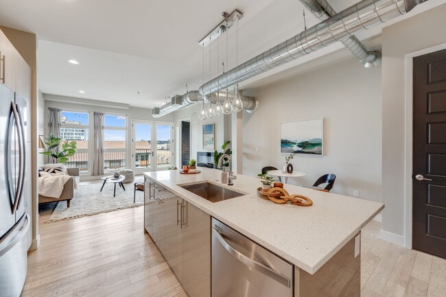 Building Photo - 3198 Blake St