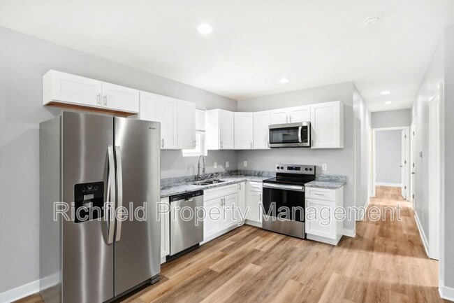 Building Photo - 25 N Drexel Ave