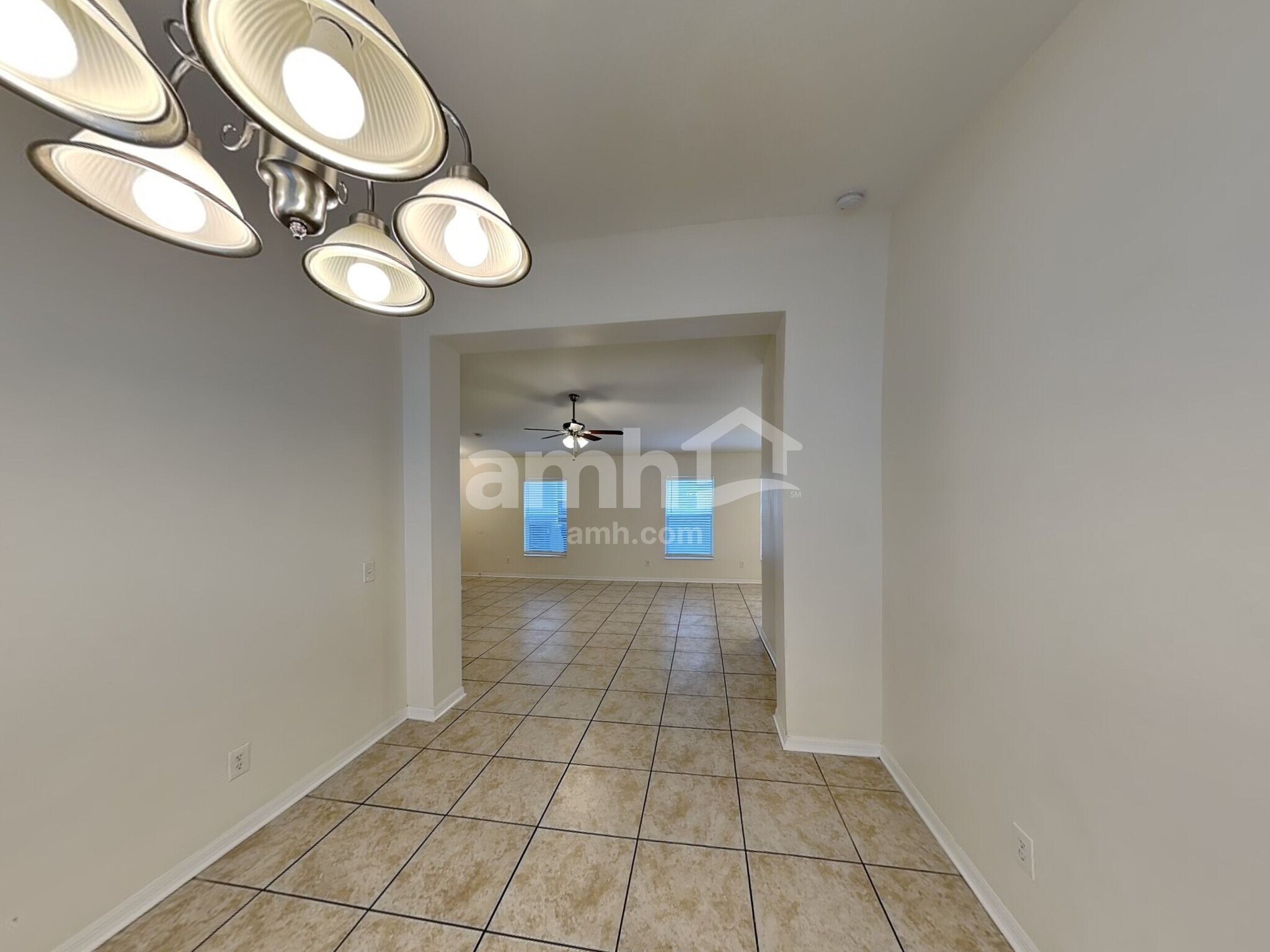 Building Photo - 10126 41st Ct E