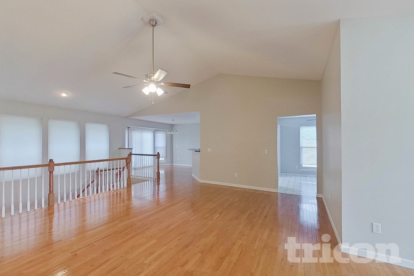 Building Photo - 935 Squirrels Nest Ct