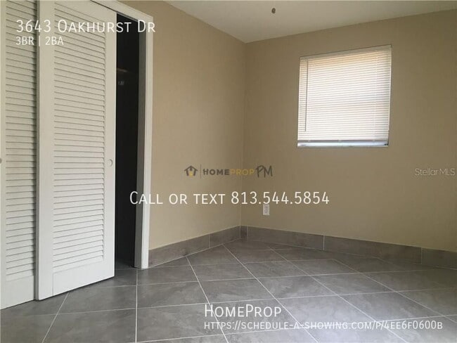 Building Photo - 3643 Oakhurst Dr