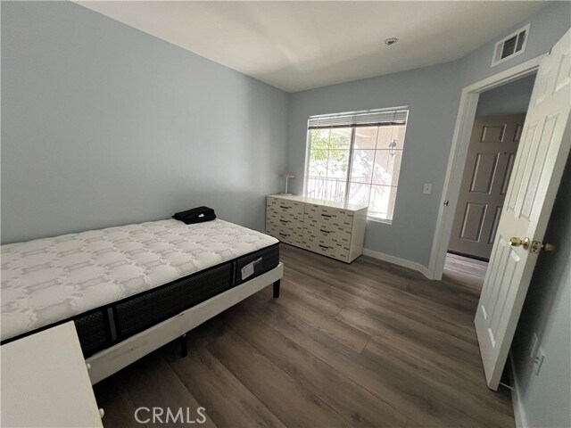 Building Photo - 271 Chaumont Cir