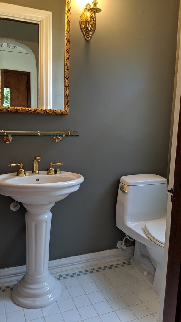 Building Photo - Stylish Tudor house with 3-bed, 2.5-bath, 1 office for rent in North Queen Ann