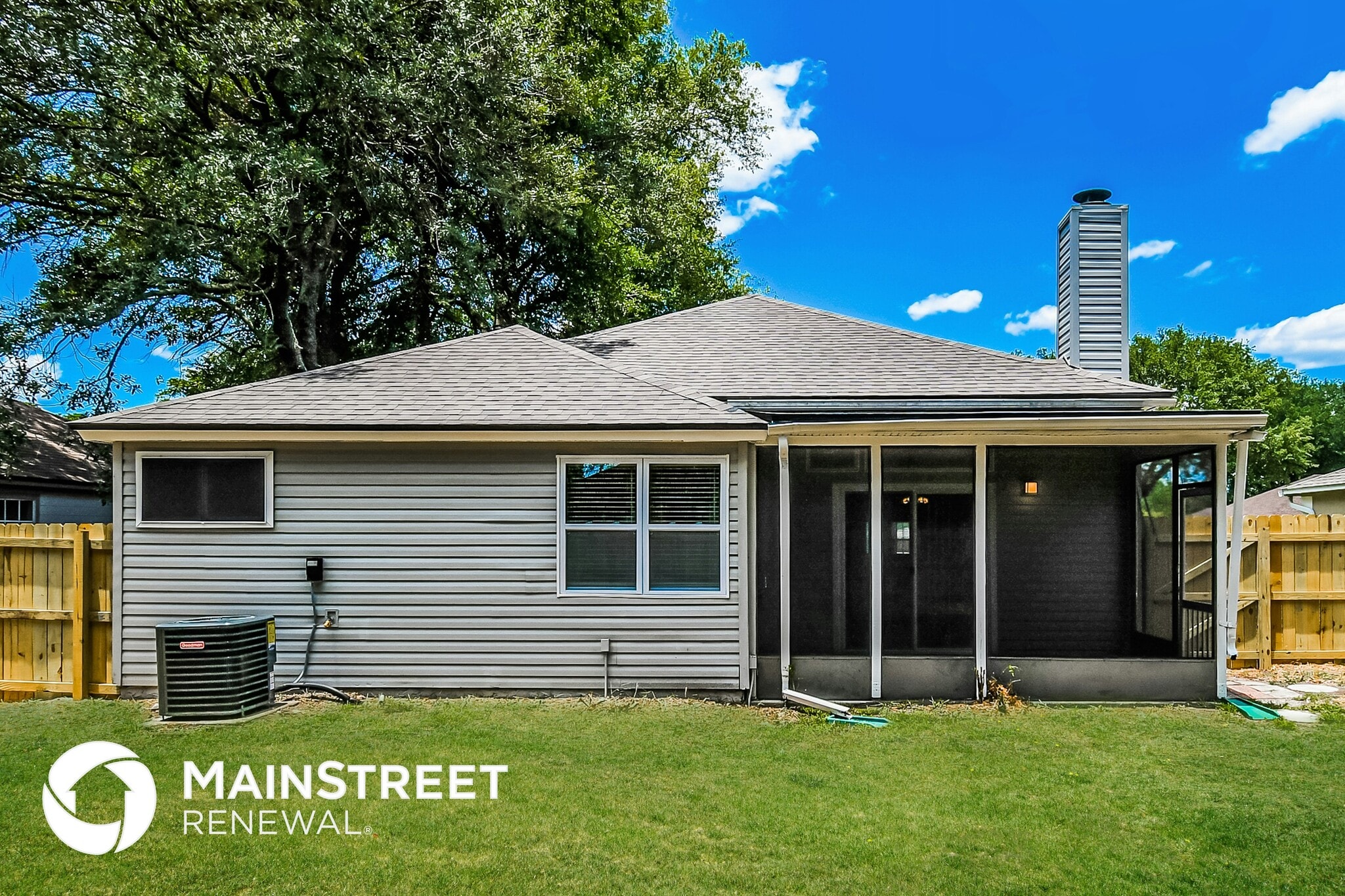 Building Photo - 5918 Wentworth Cir S