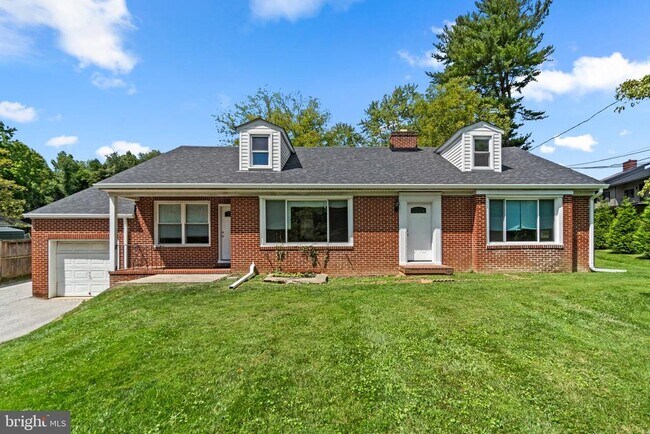 Building Photo - 332 Ridge Rd