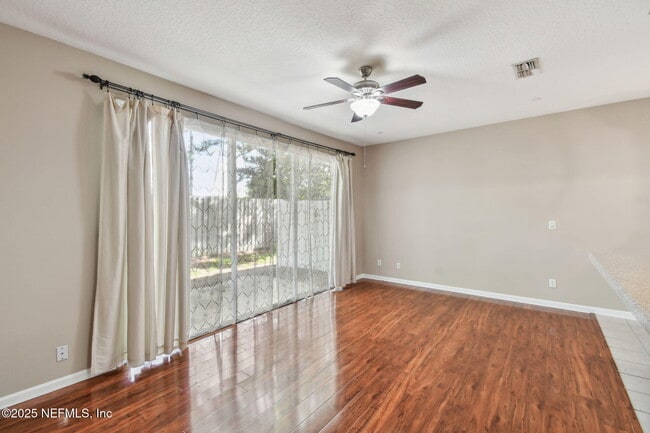 Building Photo - 5831 Parkstone Crossing Dr