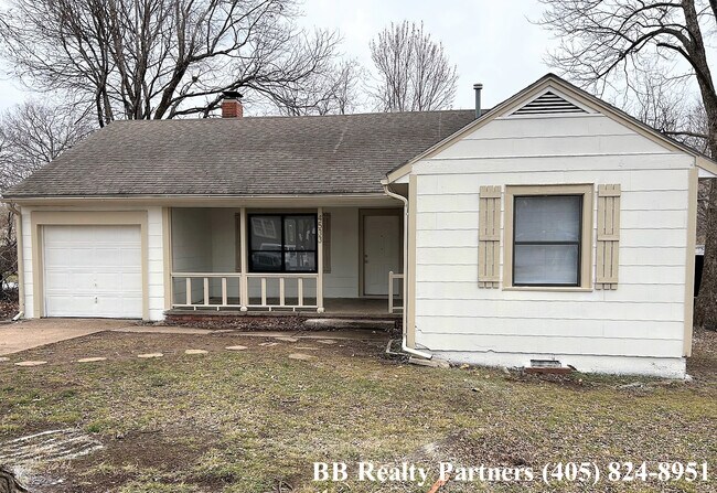 Primary Photo - 4533 E 5th Pl