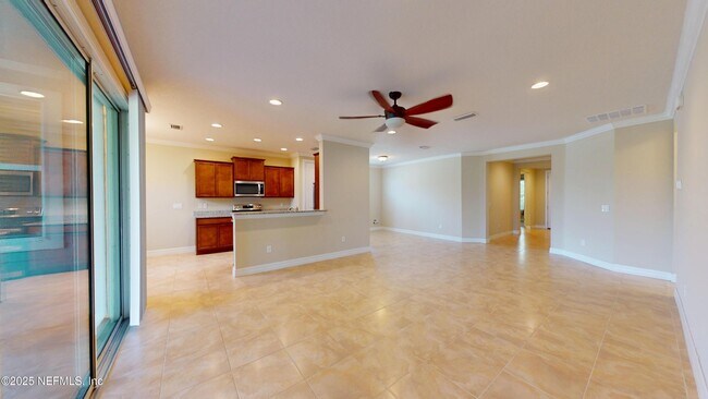 Building Photo - 29 Lakefront Ln