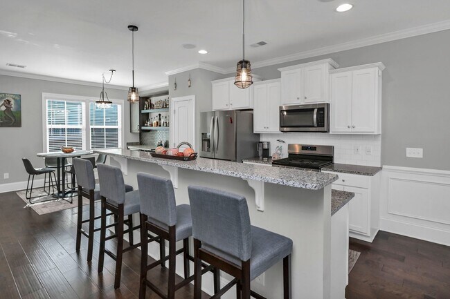 Building Photo - Lake View Living Near Lake Murray – Spacious 5BR Home w/ Boat Ramp & Docks