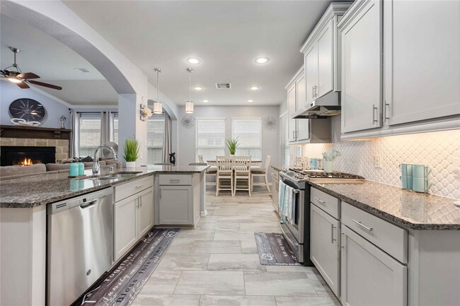 Building Photo - 30643 Morning Dove Dr