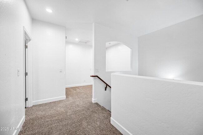 Building Photo - 4608 W Maryland Ave