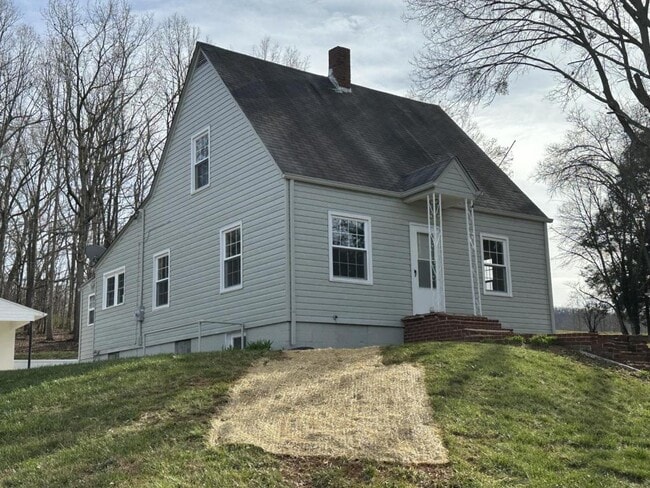 Building Photo - 2866 Virgil H Goode Hwy